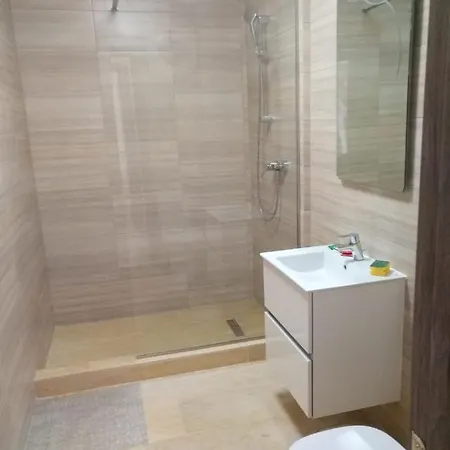 Apartament La Colt De Mare